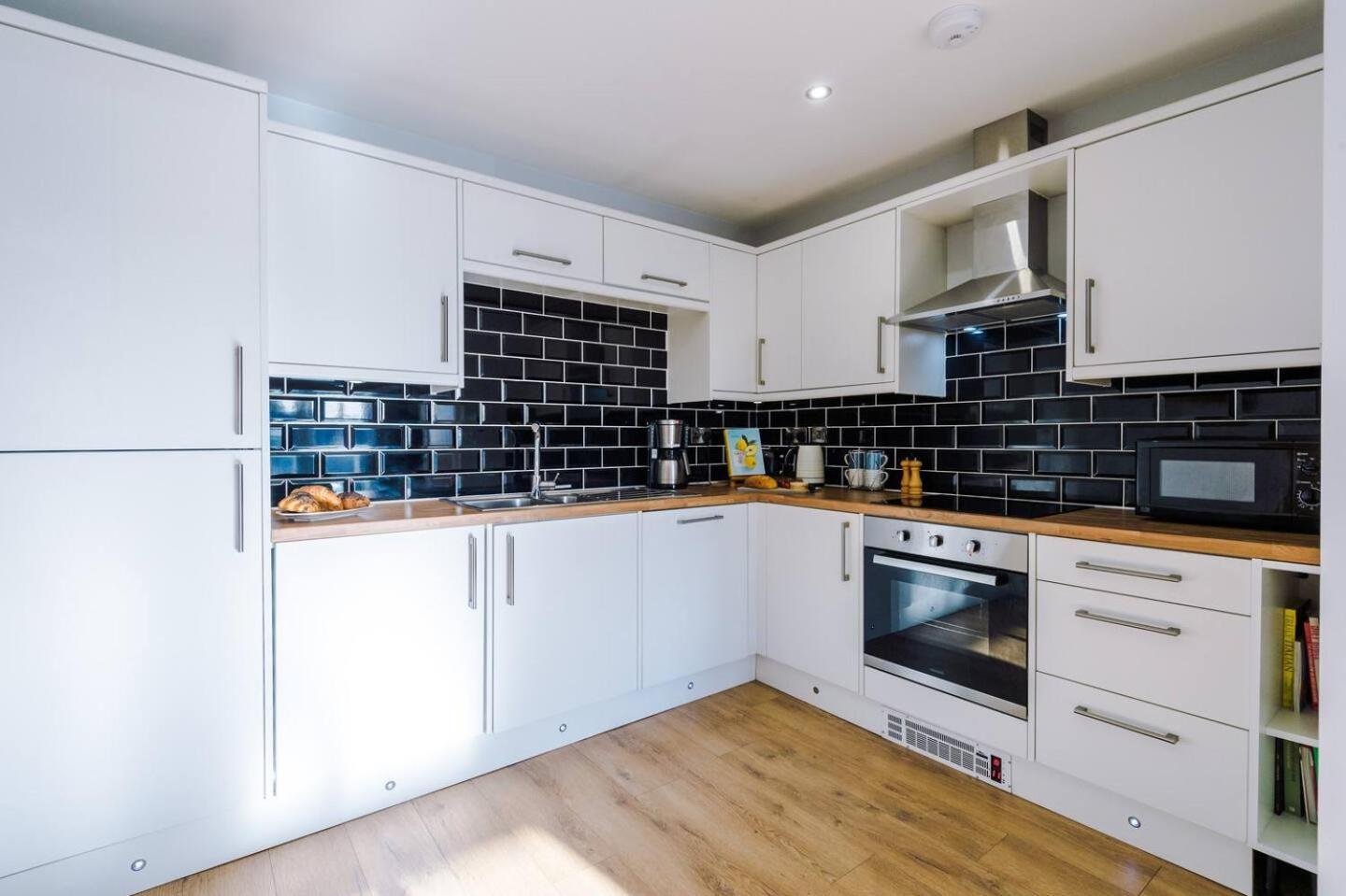 Stunning 2Bedroom 2Bathroom Apt With Parking Space Sheffield Exteriör bild